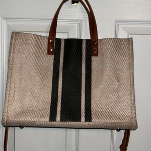 Unbranded tan and black tote bag